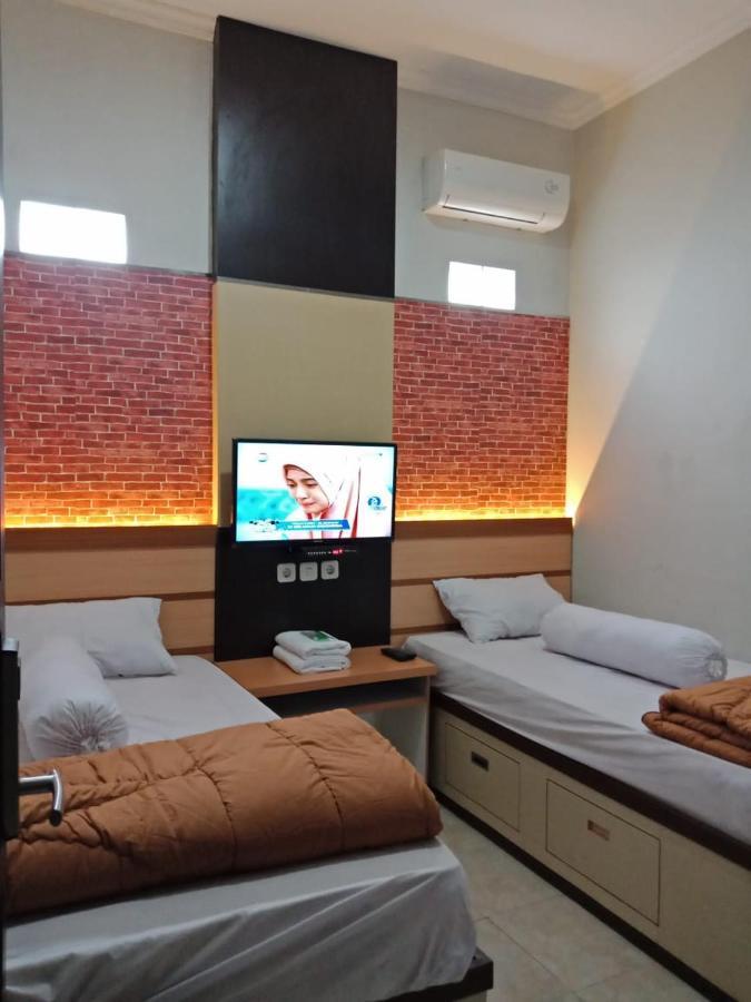 Amaya Guest House Syariah Alastuwo Buitenkant foto