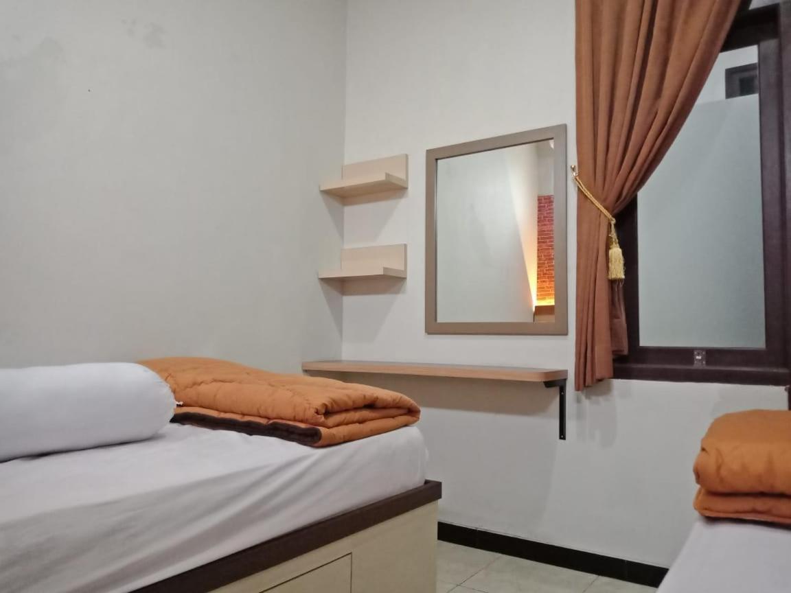 Amaya Guest House Syariah Alastuwo Buitenkant foto